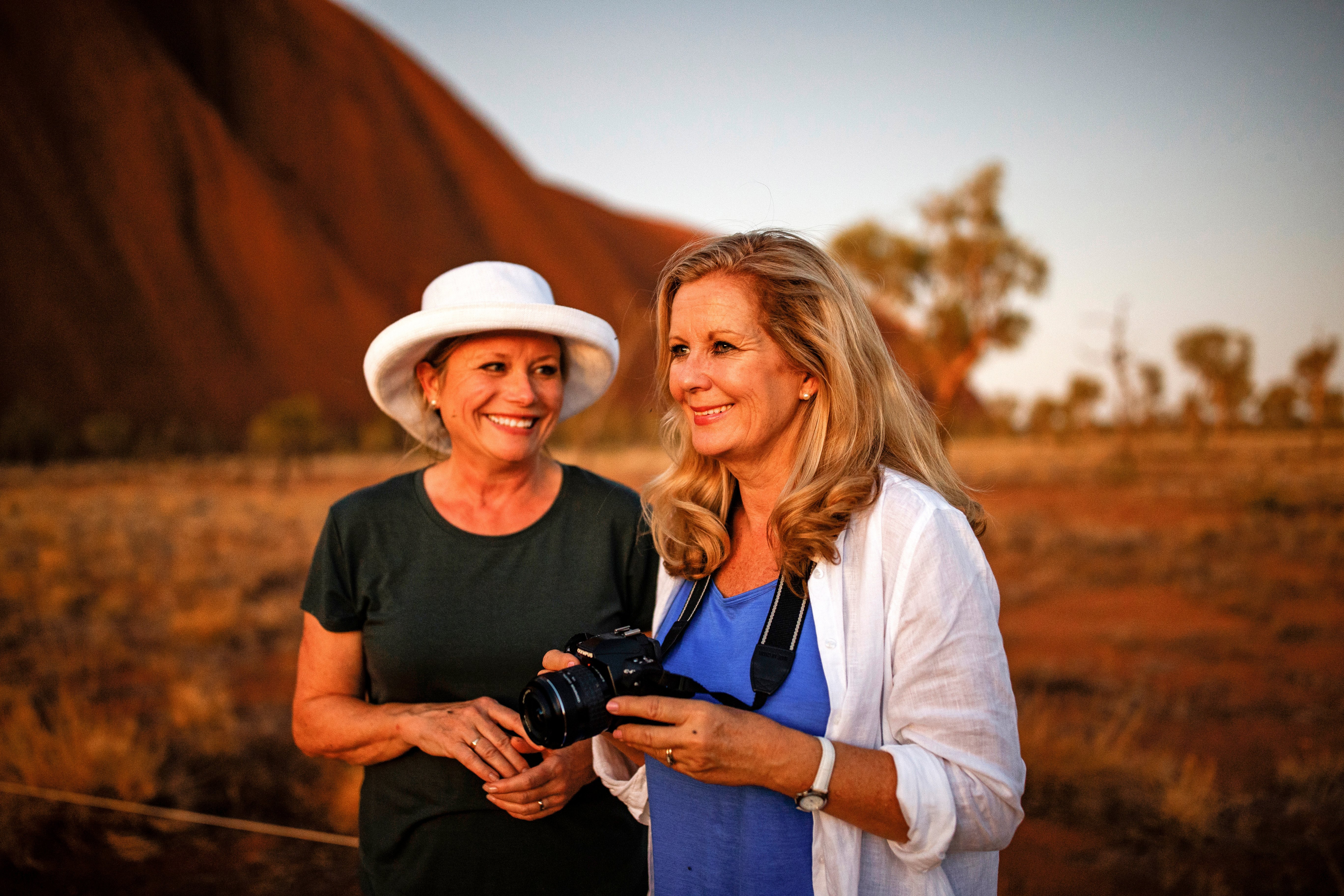 Uluru dinner taking pictures